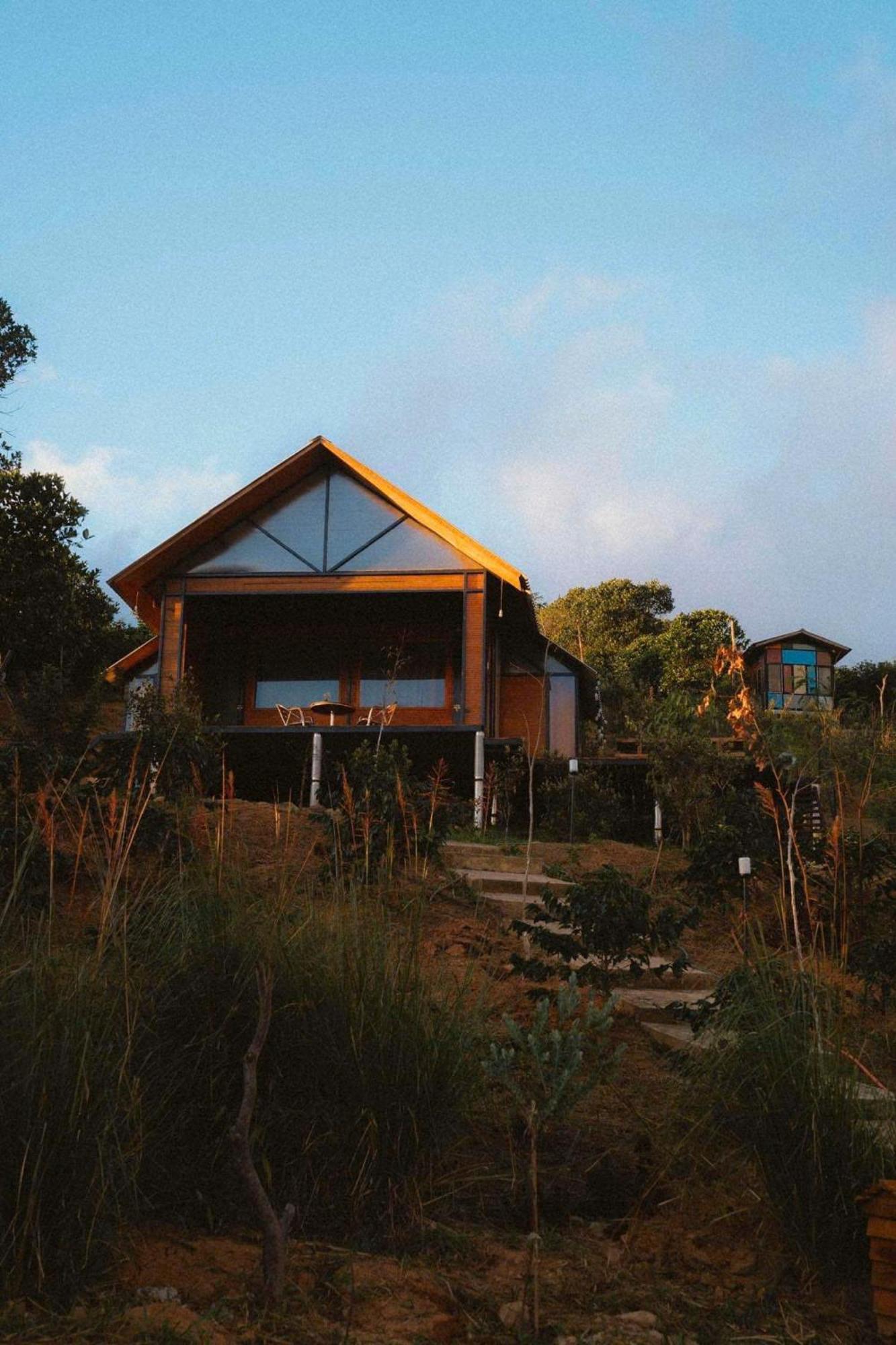 Nam Mua Bungalows Huong Hoa Buitenkant foto